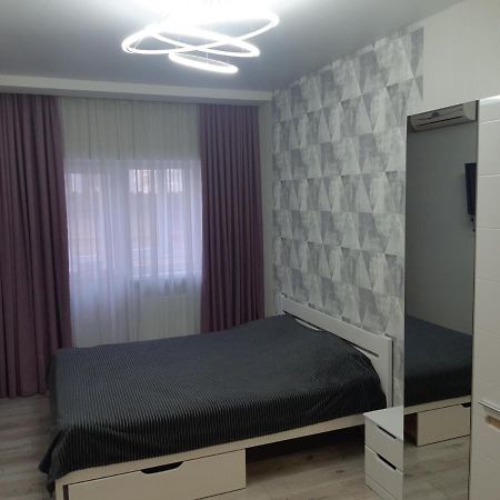 Apartmens on st. Fesenkovskaya 15 Daire Harkiv Dış mekan fotoğraf