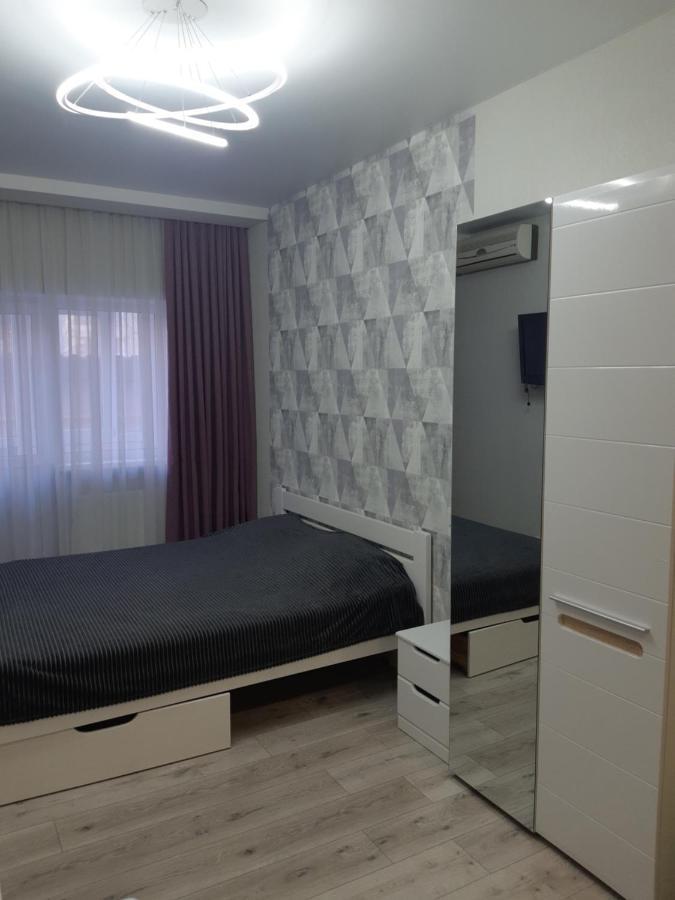 Apartmens on st. Fesenkovskaya 15 Daire Harkiv Dış mekan fotoğraf